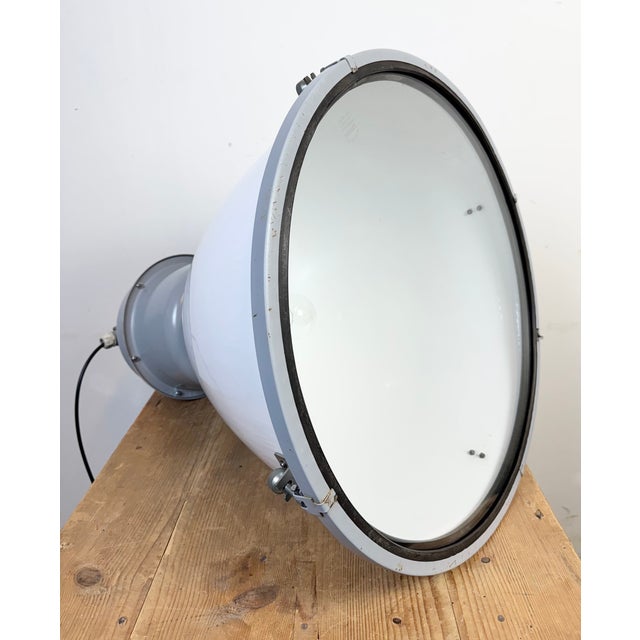 Large Industrial White Enamel Lamp with Clear Glass Cover from Elektrosvit, 1960s For Sale - Image 17 of 18