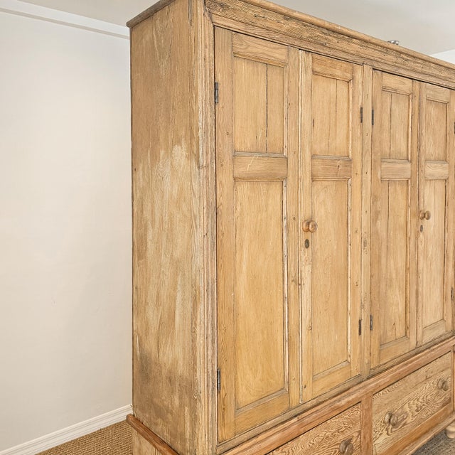 Monumental Antique English Pine Housekeeper’s Cupboard / Linen Press, Circa 1880 For Sale - Image 4 of 16