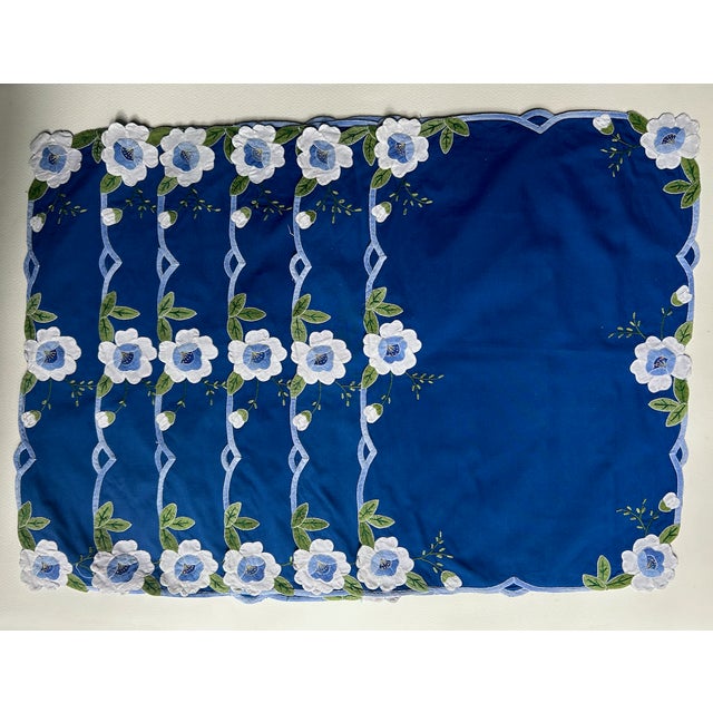 Mid-Century Modern Vintage Set of 6 Royal Blue & White Floral Madeira Cotton Placements For Sale - Image 3 of 15