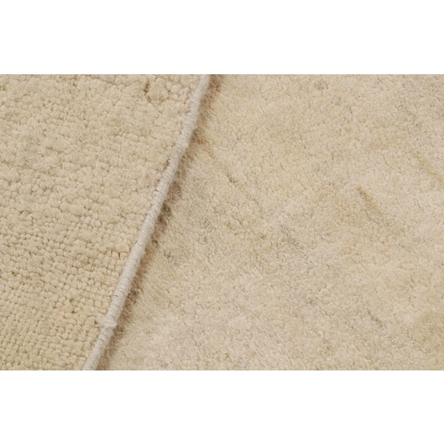 Textile Rug & Kilim’s Modern Textural Oversized Rug With Striae of Beige For Sale - Image 7 of 7