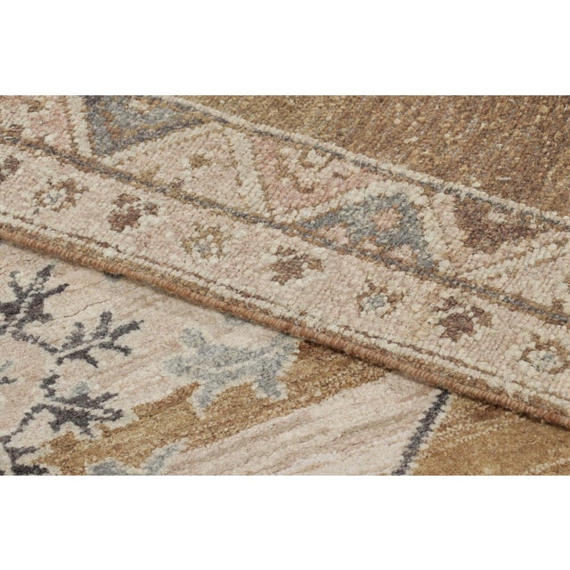 Rug & Kilim's Modern Rug in Classic Gold and Beige Medallion Pattern For Sale In New York - Image 6 of 7