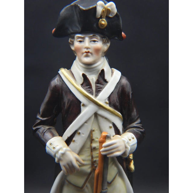 Sitzendorf Porcelain Revolutionary War Pennsylvania Infantry Soldier Figurine 1918-1920 For Sale - Image 4 of 8