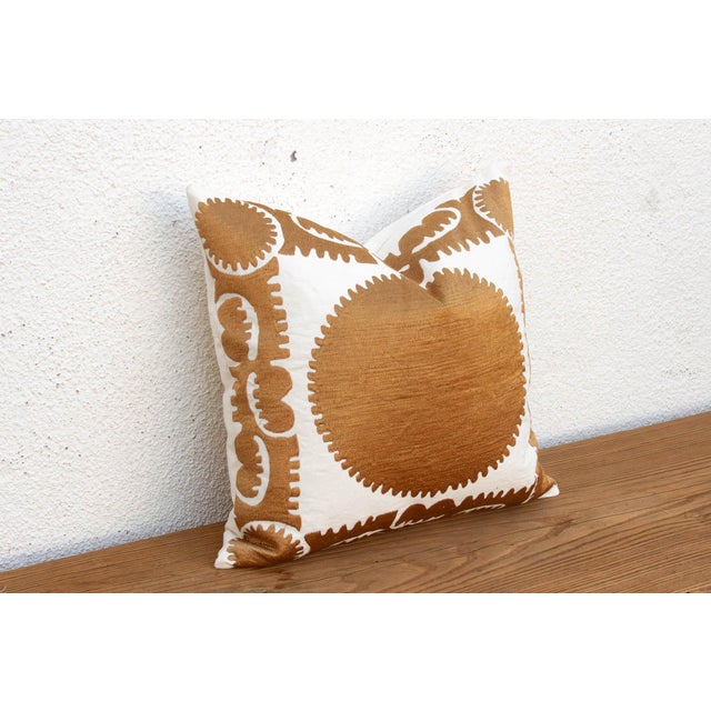 18"sq Gold & White Medallion Suzani Pillow Cover For Sale - Image 4 of 7