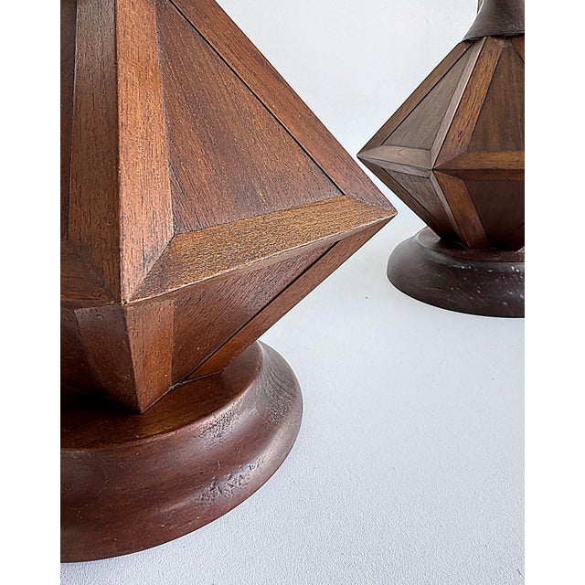 Mid 20th Century Mid-Century Modern Wooden Modernist Table Lamps, Pair For Sale In Miami - Image 6 of 10