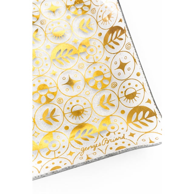Mid-Century Modern Vintage Mid-Century Modern Georges Briard Gold Pattern Glass Platters & Serving Trays – Set of 3 For Sale - Image 3 of 11