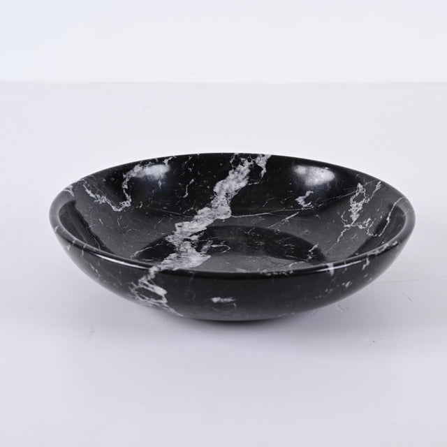 Mid-Century Italian Black Marble with White Grains Round Bowl, 1950s For Sale - Image 4 of 18