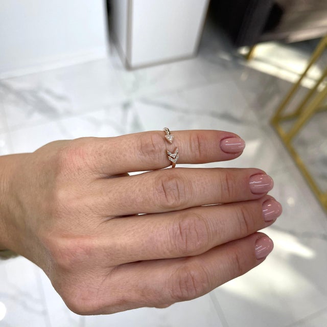 Ladies 10K Rose Gold Arrow Deconstructed Pave Diamond Cocktail Ring ...