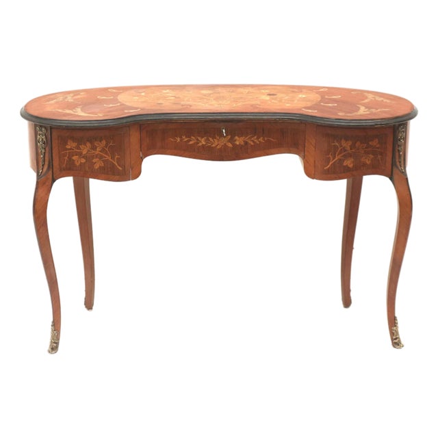 Louis XV Kidney-Shaped Side Table in the style of Jean François Oeben, 1800s For Sale