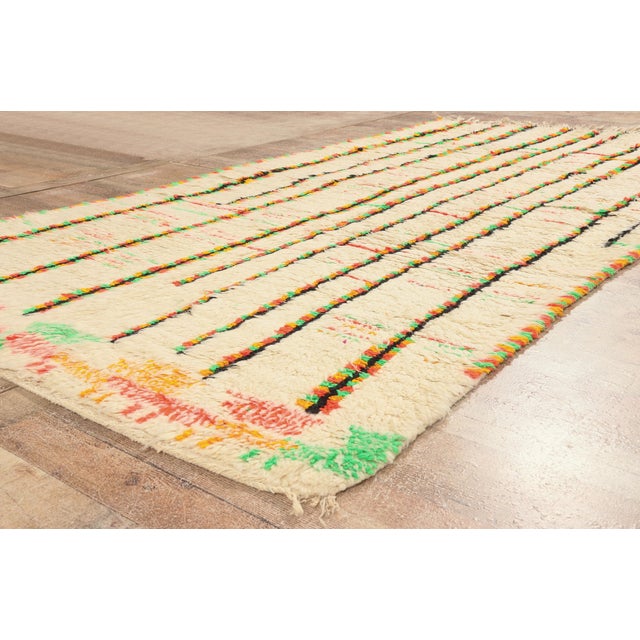 Ivory Vintage Azilal Moroccan Rug, 05'00 X 09'09 For Sale - Image 8 of 10