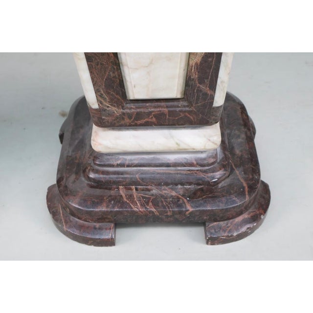 Pair of Early 20th Century Neoclassical Variegated Marble Pedestals, 31.5" For Sale - Image 12 of 12