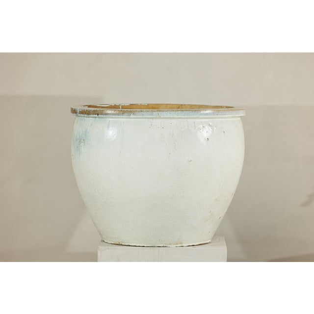 Large Mid-20th Century Chinese Crackle-Glazed Ceramic Planter in Soft White For Sale - Image 4 of 18