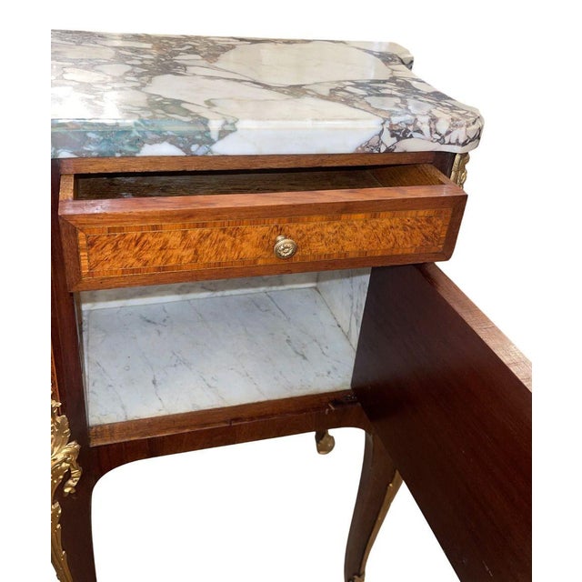 Pair French Bronze-Mounted Marble-Top Nightstands Louis XV Style, Late 19th C. For Sale In Los Angeles - Image 6 of 12