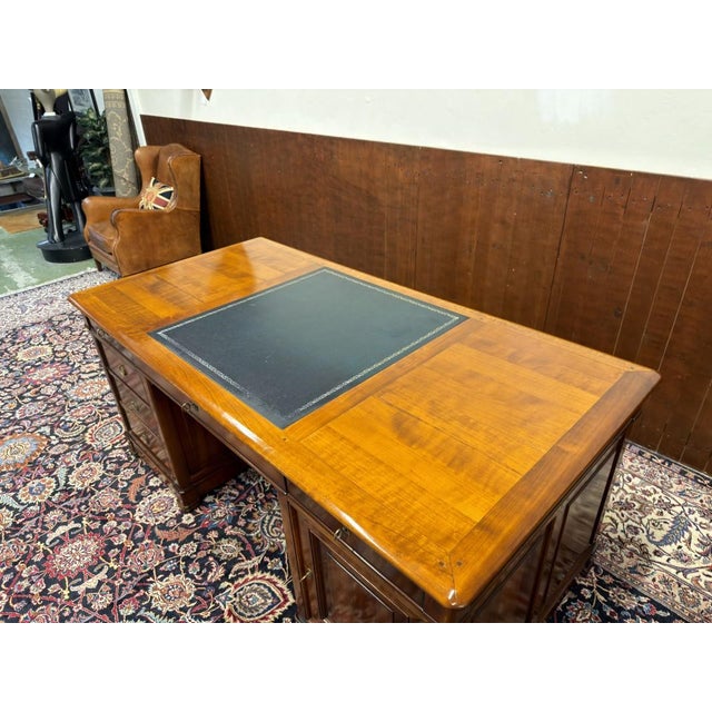 Italian Desk with Leather Top from Assi D'Asolo For Sale - Image 18 of 18
