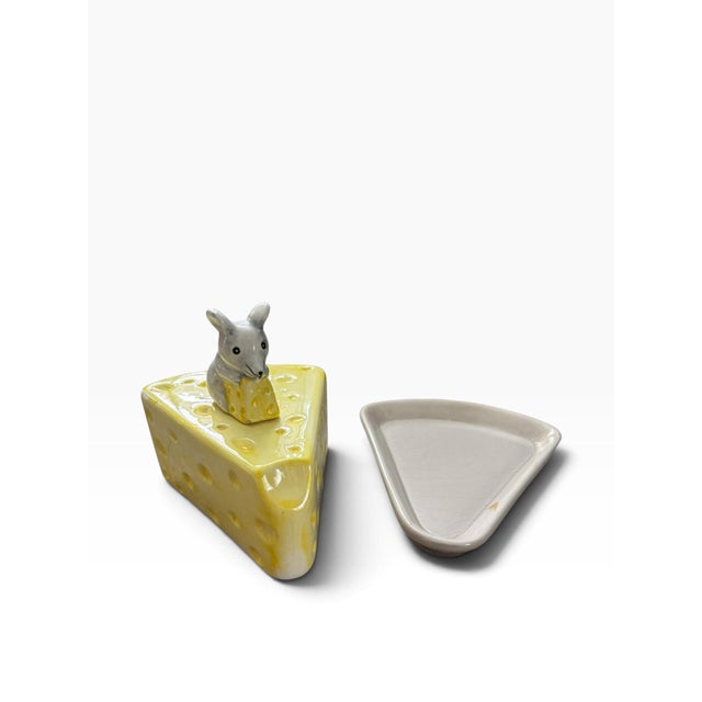 Vintage Ceramic Mouse & Swiss Cheese Covered Cheese Dish For Sale In Portland, ME - Image 6 of 7