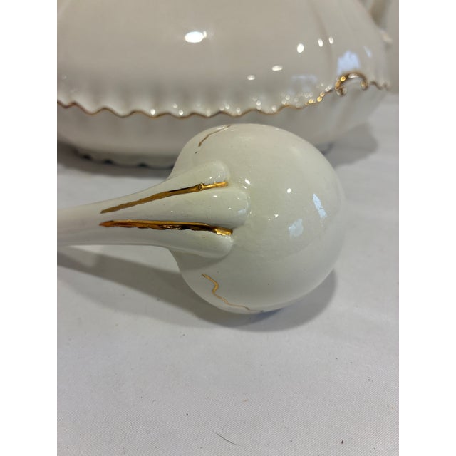 Mid-Century Modern Vintage Mid-Century Modern Cream Ceramic Soup Tureen With Gold Trim and Ladle For Sale - Image 3 of 9