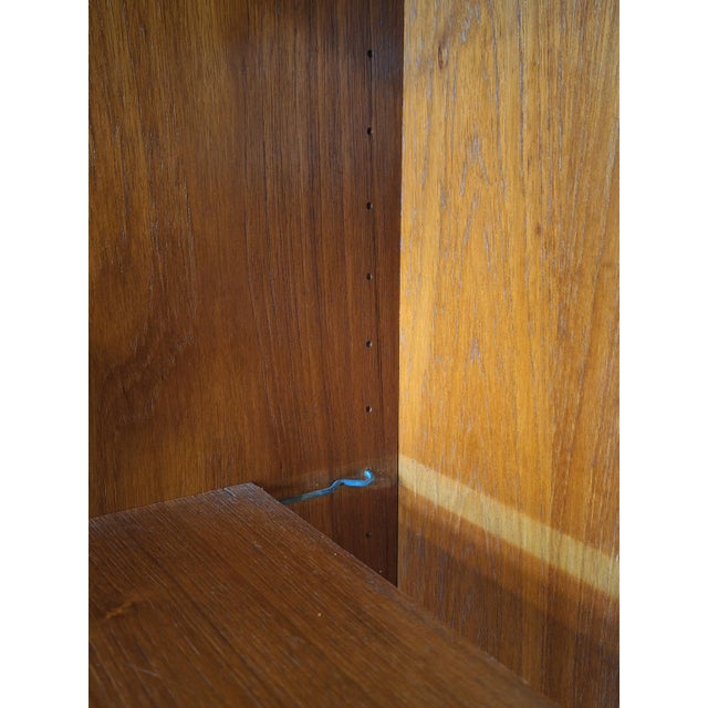 Freestanding Teak Bookcase with Adjustable Shelves, Denmark, 1960s For Sale - Image 6 of 9