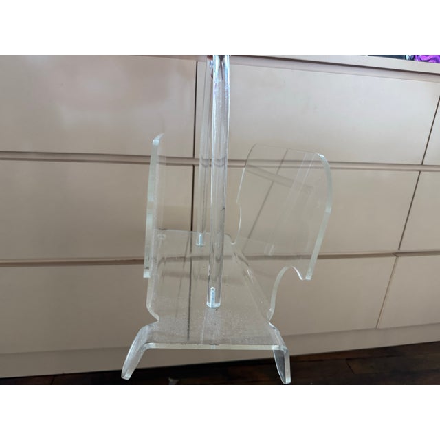 1970 Lucite Magazine Holder For Sale In New York - Image 6 of 6