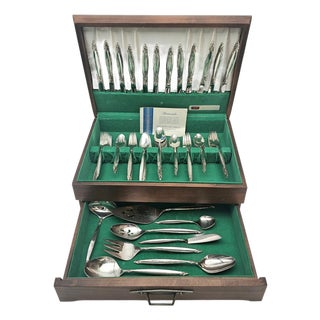 1847 Rogers Bros Garland Silverplate Flatware Service — 80pc With Wood Chest For Sale