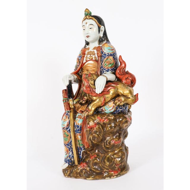 Antique 19th Century Japanese Meiji Kutani Guanyin Sculpture in Porcelain For Sale - Image 16 of 18