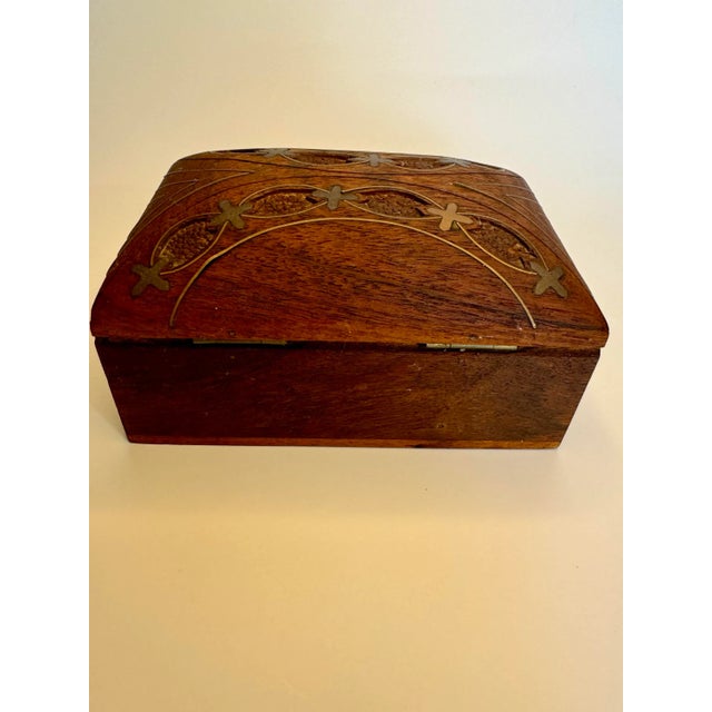 Vintage Traditional English Wood & Mix Metal Inlay Box For Sale In Houston - Image 6 of 12