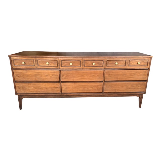 Vintage 1960s Walnut MCM Dresser With Tapered Legs For Sale - Image 11 of 12