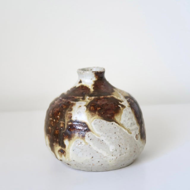 Wabi Sabi Studio Pottery Sculptural Rounded Bud Vase With Strokes of Mottled Brown & Ivory Drip Glaze For Sale - Image 11 of 16