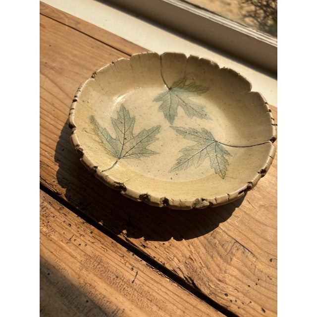 Contemporary Vintage 1983 Nemadji Earth Pottery “Forest Impressions” Leaf Motif Scalloped Plate For Sale - Image 3 of 10