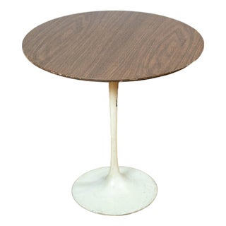 1960s Tulip Side Table by Eero Saarinen for Knoll Associates For Sale