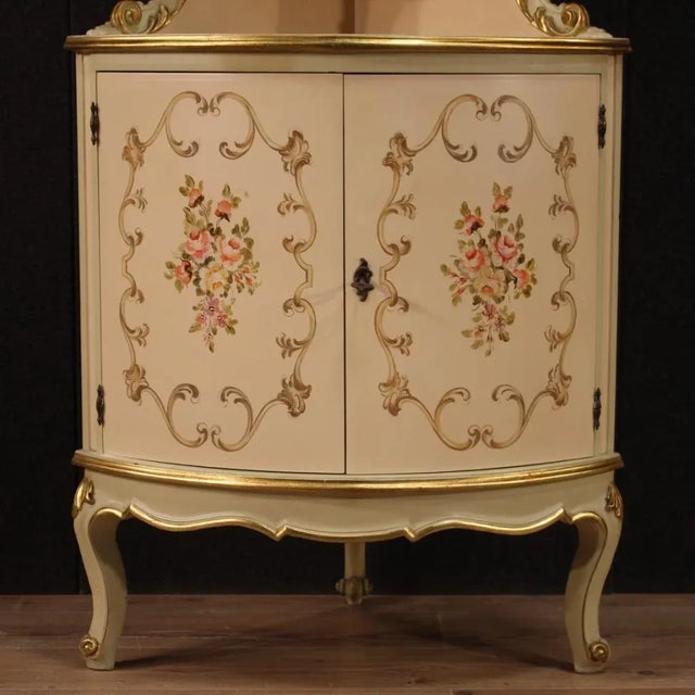 Corner Cabinet in Lacquered, Gilded and Painted Wood, 1960 For Sale - Image 11 of 12