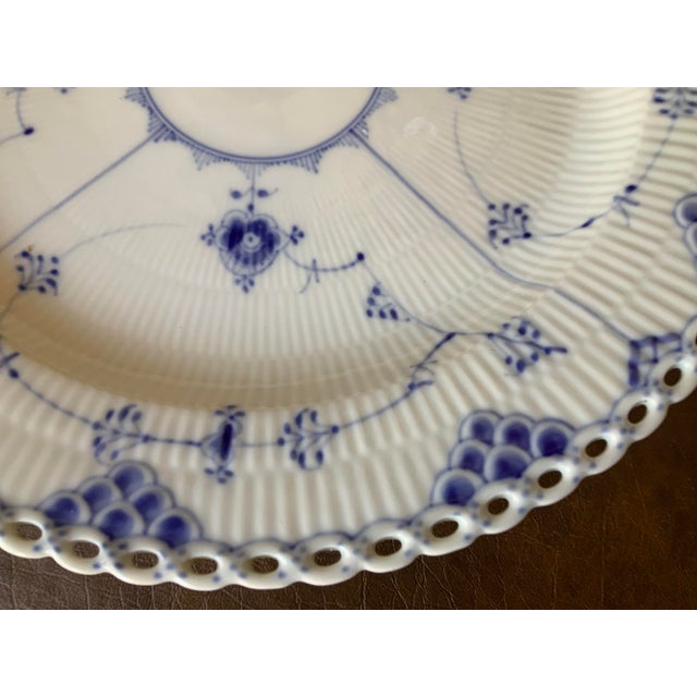 Royal Copenhagan 1960s Royal Copenhagen Blue Fluted Full Lace Round Serving Platter 1041 For Sale - Image 4 of 7