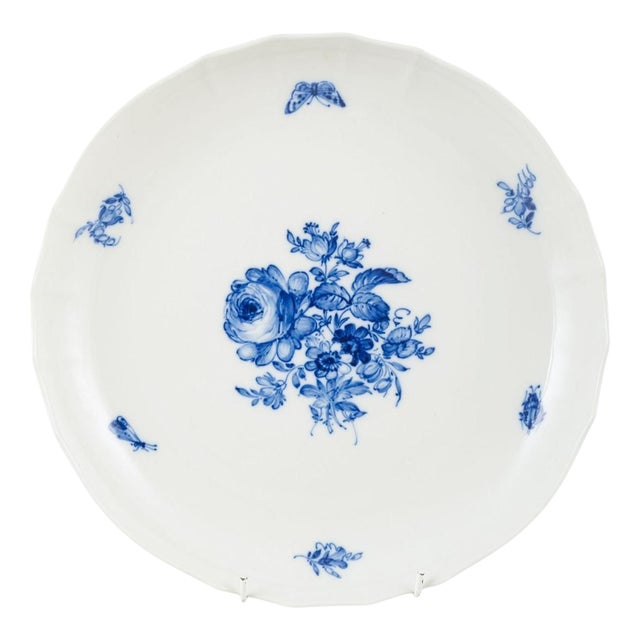 Porcelain Blaue Blume Plate with Floral Pattern from Meissen For Sale