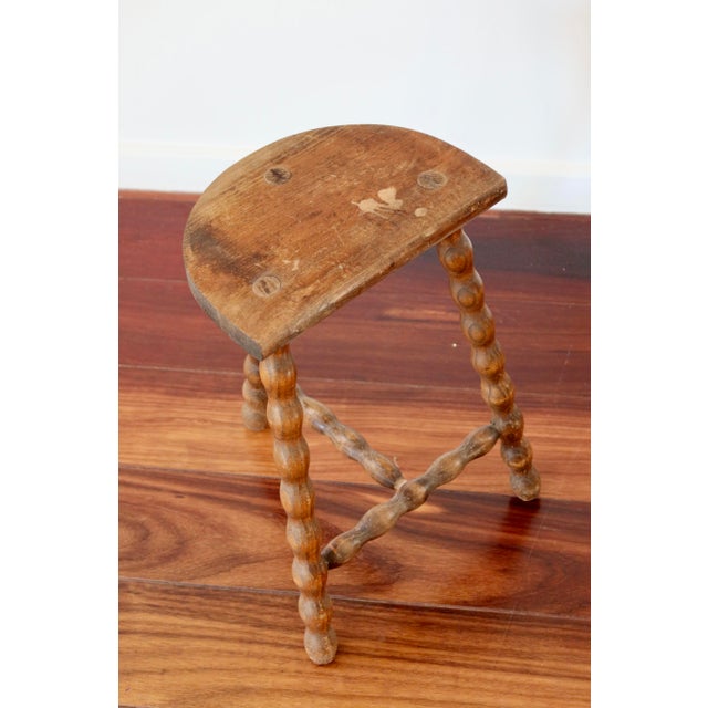 Tripod Stool in Turned Wood, 1950s For Sale - Image 4 of 8