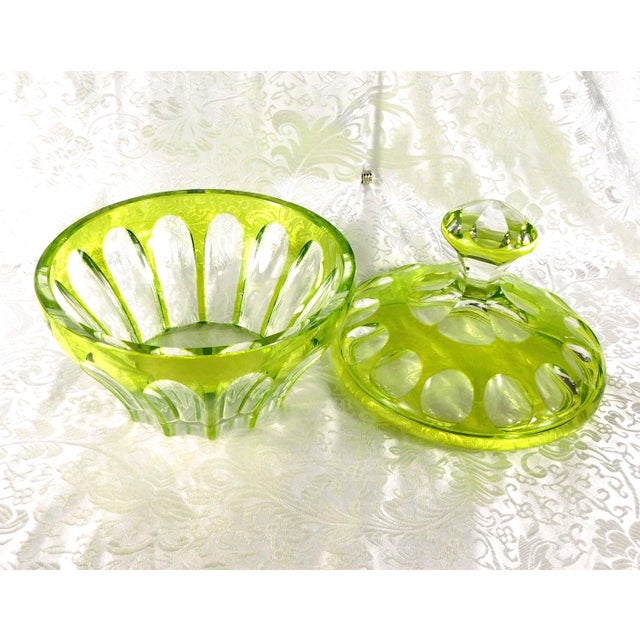 1940s 1940s Contemporary Light Green Cut to Clear Covered Serving Bowl For Sale - Image 5 of 6