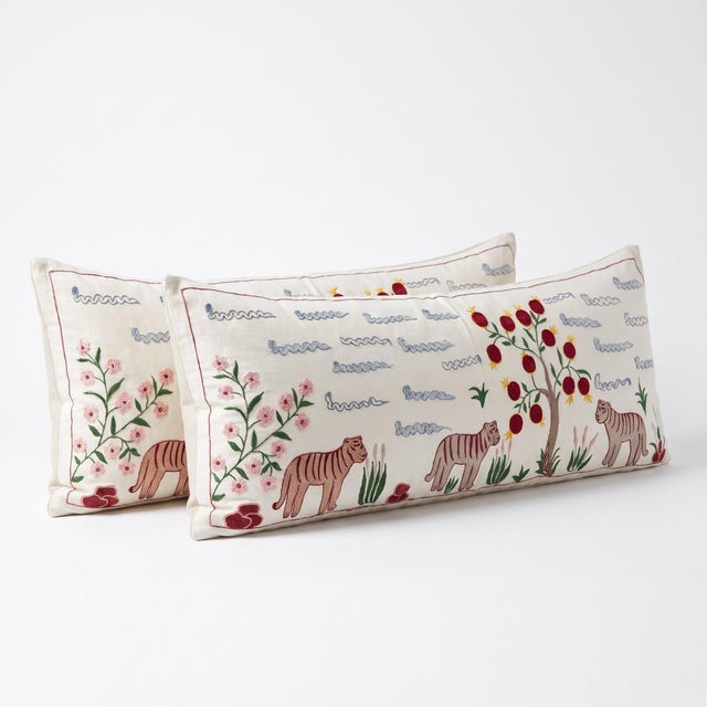 Mid-Century Modern Tiger Suzani Lumbar Pillow Cover 18'' X 53'' - Set of Two For Sale - Image 3 of 4