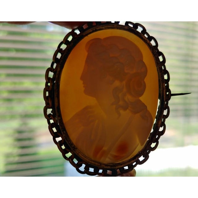 Victorian Antique Victorian Cameo Shell Brooch Greek Young Lady For Sale - Image 3 of 8