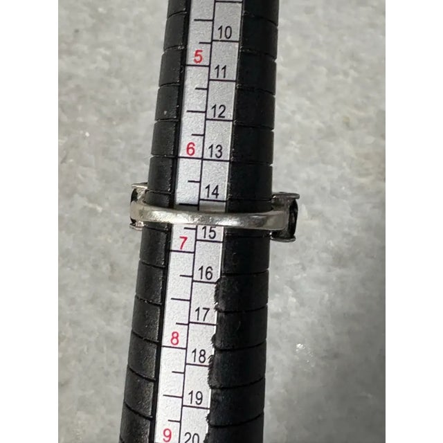Mid-Century Modern Vintage Sterling Silver Ring With Jet Crystals, Size 6.75 For Sale - Image 3 of 6