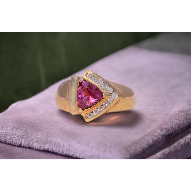 Contemporary The Fiorella: 1980's Tourmaline and Diamond Ring in 14K Yellow Gold For Sale - Image 3 of 11