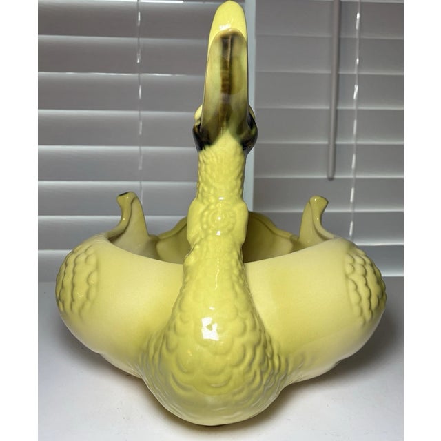 1990s Vintage Hull Usa #69 Pottery ~ Large & Small Swan Planter- Set of 2 For Sale - Image 5 of 10