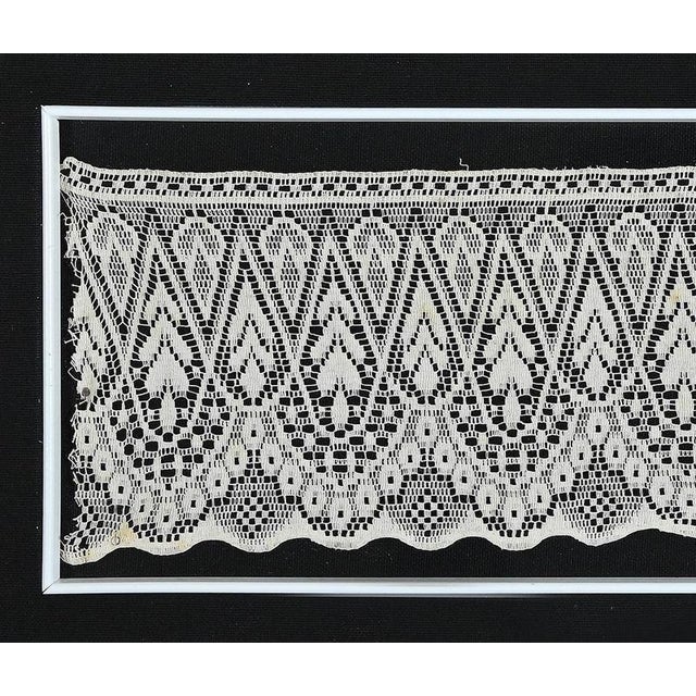 Ancient Southern Italian embroidery is an original artwork realized by Italian artisan in the 18th century. Very precious...