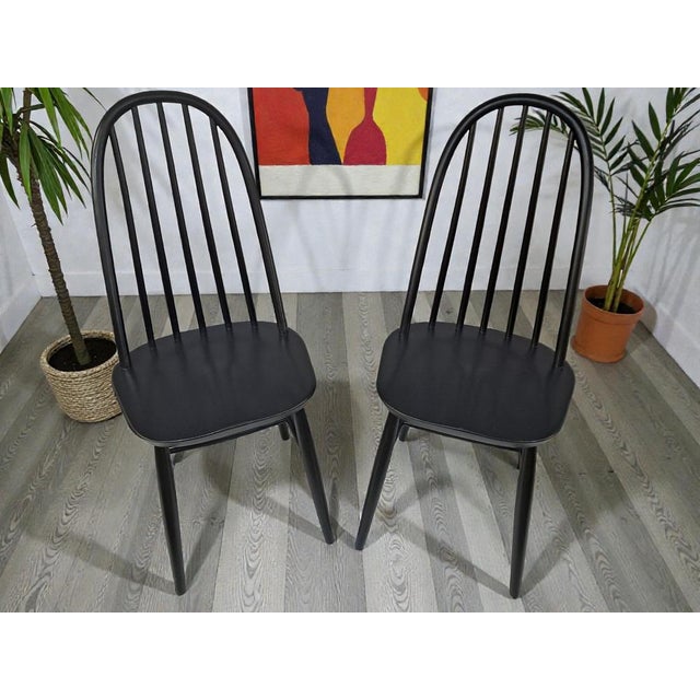Mid Century Ercol Windsor Quaker Dining Chairs x 2 - Black Vintage Chairs Restored 1970 A beautifully refined pair of Mid...
