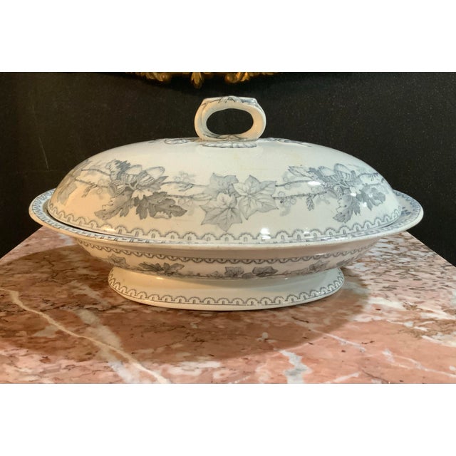 Meakin & Co. English Antique Blue & White Tureen / Covered Dish With Crackle Glaze and Lovely Ribbon & Acorn Motifs for Cottage Core & Collectors - See Pics! For Sale - Image 4 of 10