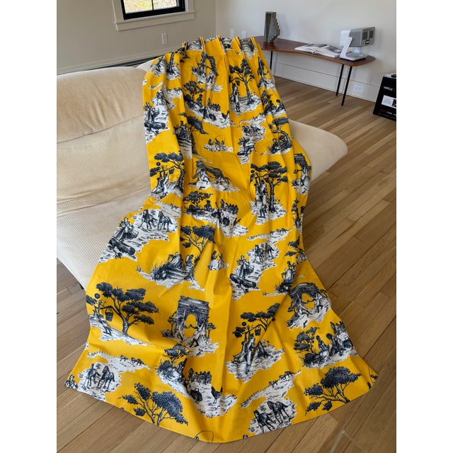 Famed Interior Designer Sheila Bridges Harlem Toile de Jouy print on linen in Yellow. Drapes are custom made never used....