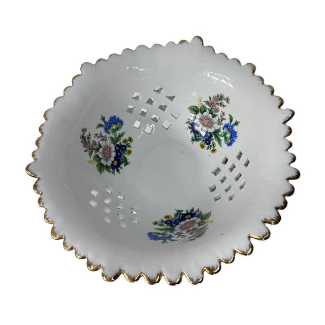 Large Antique Dresden Compote with Cherubs & Scalloped Floral Bowl by Karl Richard Klemm, 1890s-1910s For Sale - Image 6 of 11