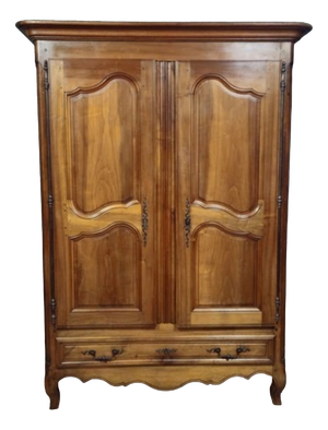 18th Century Louis XV Wardrobe in Walnut