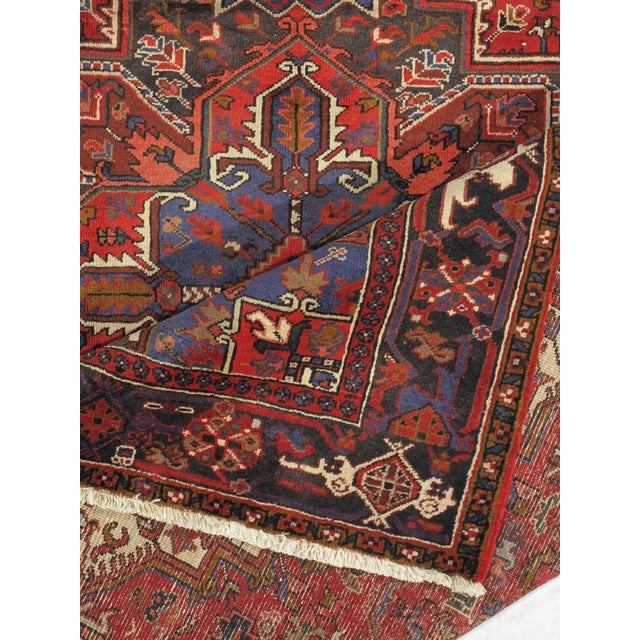 1980s Vintage Hand-Knotted Persian Heriz Rug 8'3" X 11'3" For Sale - Image 5 of 6