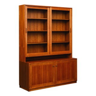 Mid-Century Bookcase in Teak and Pine For Sale
