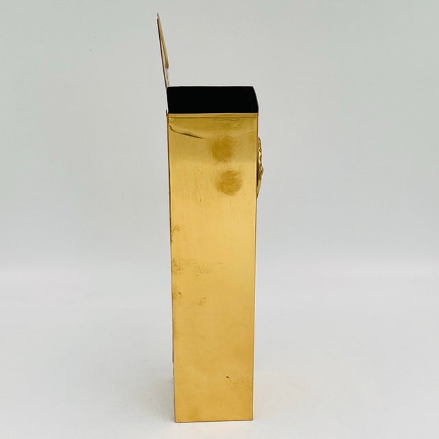 Vintage Brass Wall Mounted Match Stick Holder With Scallop Shell For Sale In New York - Image 6 of 9