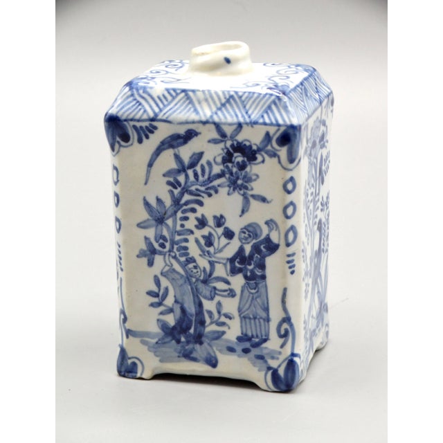 Blue 18th-Century Delft Chinoiserie Tea Caddy With Figures, Birds Maker's Mark For Sale - Image 8 of 8