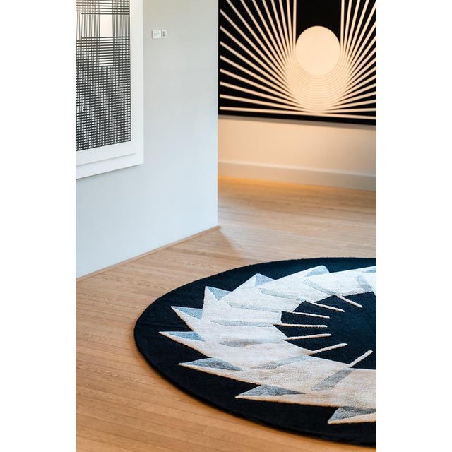 Not Yet Made - Made To Order Hand-Tufted Rondò Rug in Wool with Bamboo Silk and Linen by Dinodo Studio For Sale - Image 5 of 6
