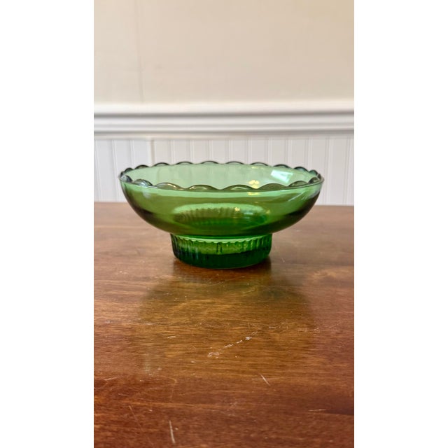 Mid 20th Century E. O. Brody Emerald Green Scalloped Rim Bowl For Sale - Image 5 of 12